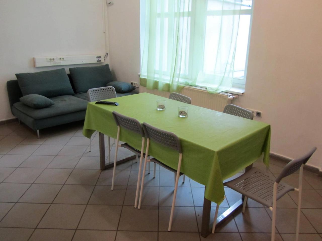 East Side Hostel 부다페스트 외부 사진